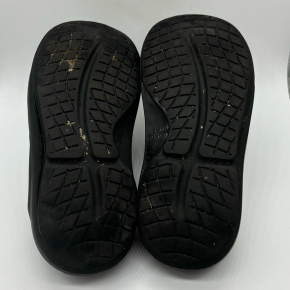 Oofos Ooclog Unisex 41 Womens 10 Mens 8 Recovery Clog Black Comfort Slip On - Picture 8 of 9